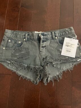 One Teaspoon Gray Distressed Low-Rise Denim Shorts